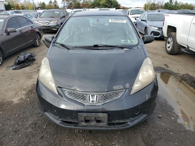 JHMGE8H34BC025447 - 2011 HONDA FIT GRAY photo 5