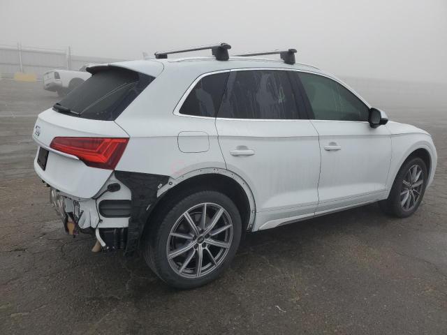 WA1C4AFY1M2045697 - 2021 AUDI SQ5 PRESTIGE WHITE photo 3