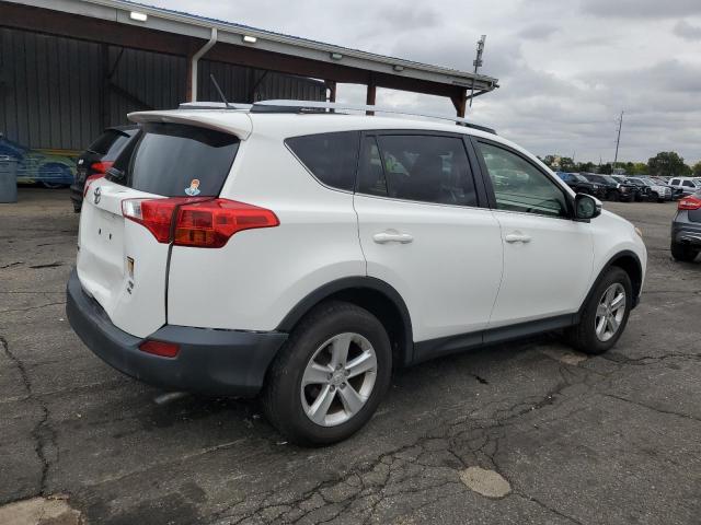 JTMRFREV1D5027991 - 2013 TOYOTA RAV4 XLE WHITE photo 3