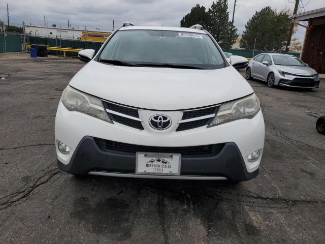 JTMRFREV1D5027991 - 2013 TOYOTA RAV4 XLE WHITE photo 5