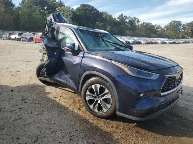 5TDGZRAH2MS038054 - 2021 TOYOTA HIGHLANDER XLE ლურჯი ფოტო 4