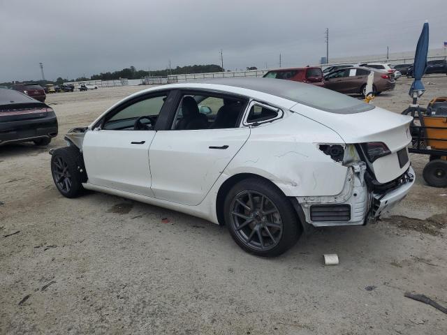 5YJ3E1EA0PF447803 - 2023 TESLA MODEL 3 白色 照片 2