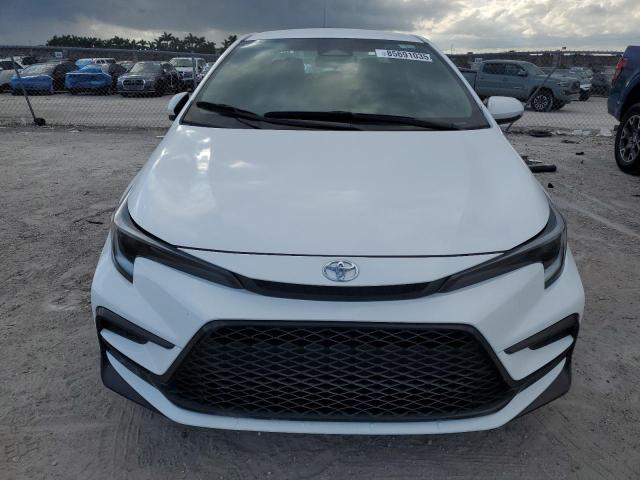 5YFS4MCE5RP192983 - 2024 TOYOTA COROLLA SE WHITE photo 5
