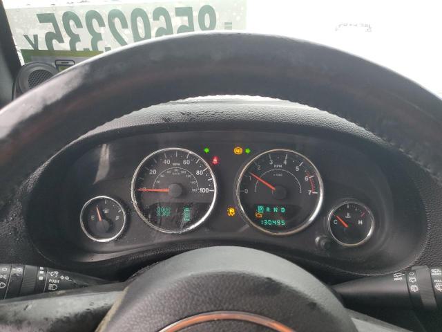 1J4HA3H13BL551212 - 2011 JEEP WRANGLER U SPORT Silber Foto 9