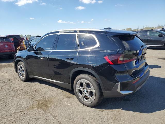 WBX73EF07P5X74790 - 2023 BMW X1 XDRIVE28I BLACK photo 2