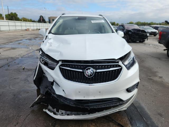 KL4CJESB6JB584698 - 2018 BUICK ENCORE PREFERRED Ақ фото 5