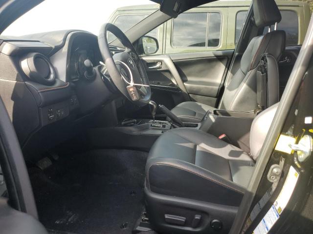 2T3JFREV7JW712563 - 2018 TOYOTA RAV4 SE Qara foto 7