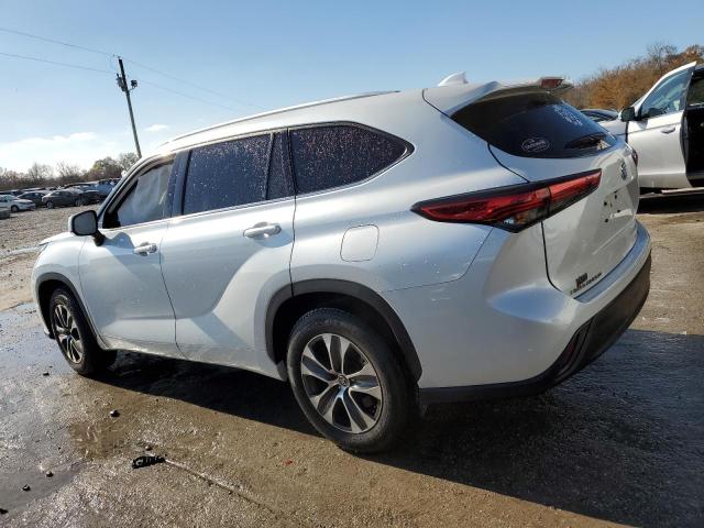 5TDGZRAH7NS125174 - 2022 TOYOTA HIGHLANDER XLE 白色 照片 2