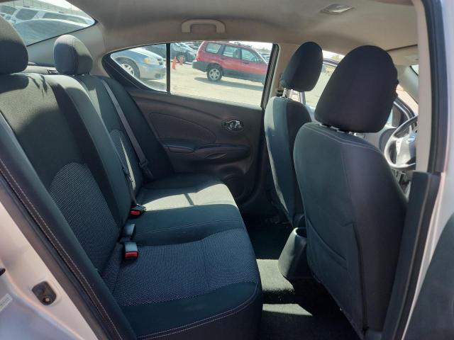 3N1CN7AP1KL851221 - 2019 NISSAN VERSA S Gümüş foto 10
