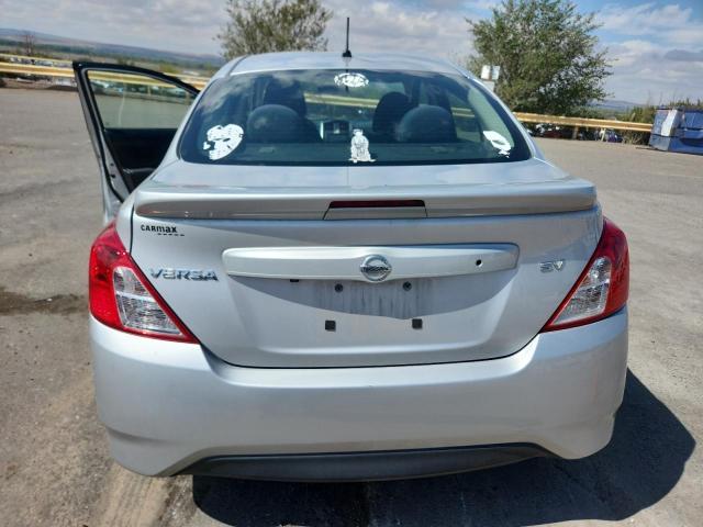 3N1CN7AP1KL851221 - 2019 NISSAN VERSA S Gümüş foto 6