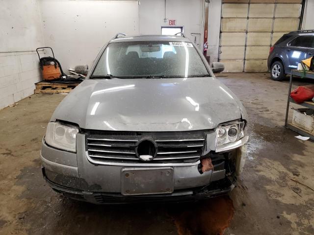 WVWWH63B73E429453 - 2003 VOLKSWAGEN PASSAT GLX Gümüş foto 5