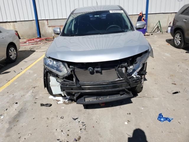 KNMAT2MT4FP536977 - 2015 NISSAN ROGUE S ვერცხლისფერი ფოტო 5