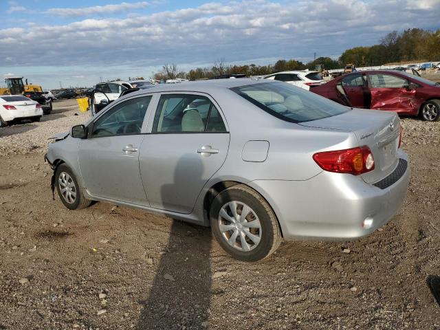 1NXBU4EE6AZ260434 - 2010 TOYOTA COROLLA BASE Srebrny zdjęcie 2
