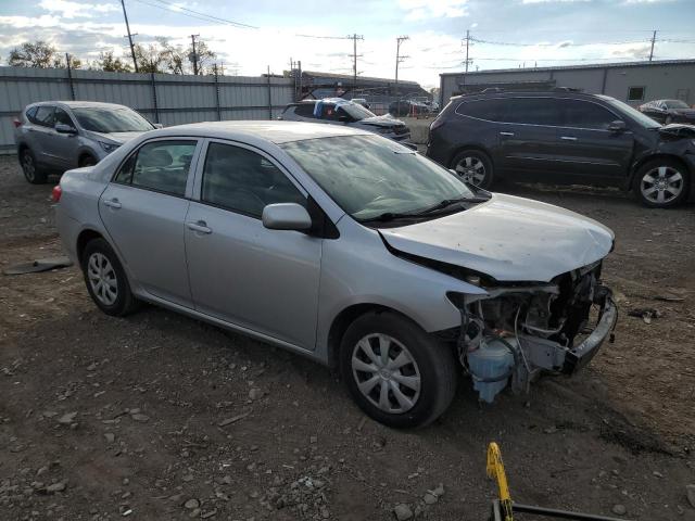 1NXBU4EE6AZ260434 - 2010 TOYOTA COROLLA BASE Srebrny zdjęcie 4