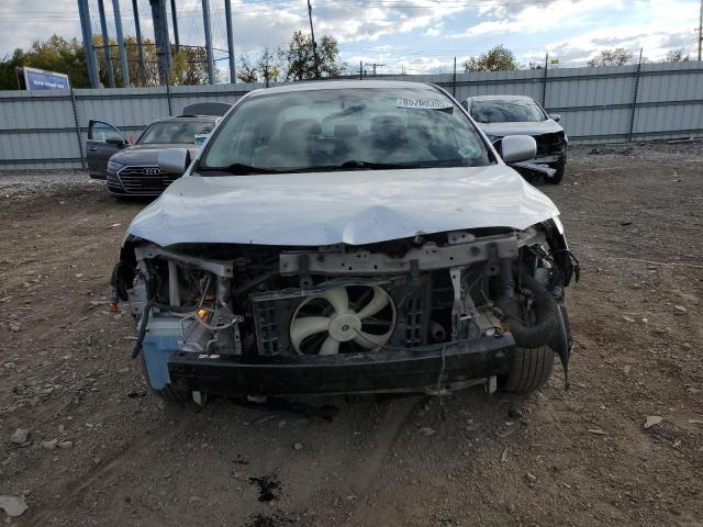 1NXBU4EE6AZ260434 - 2010 TOYOTA COROLLA BASE Srebrny zdjęcie 5