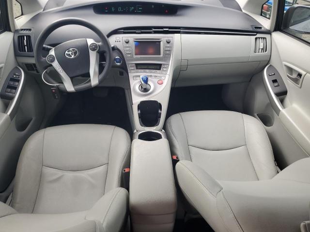 JTDKN3DU2F0450413 - 2015 TOYOTA PRIUS 银色 照片 8