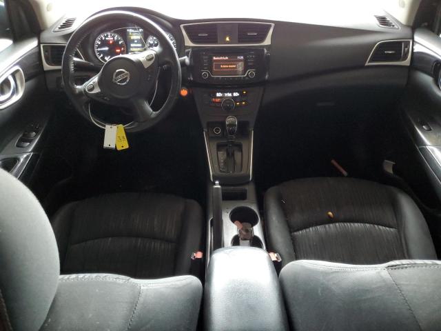 3N1AB7AP0JL661053 - 2018 NISSAN SENTRA S 红色 照片 8