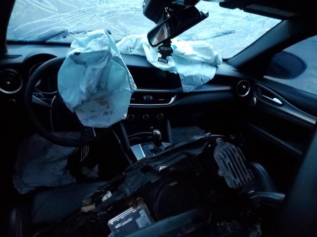 ZASPAKBN2K7C41365 - 2019 ALFA ROMEO STELVIO TI TWO TONE photo 8