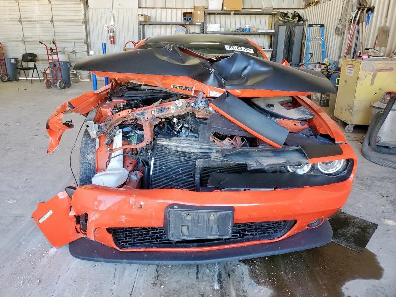 2C3CDZBT1LH188979 - 2020 DODGE CHALLENGER R/T ORANGE photo 5