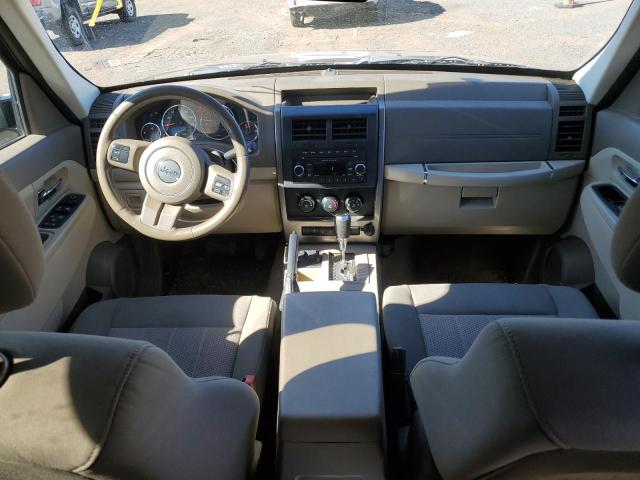 1C4PJMAK7CW139031 - 2012 JEEP LIBERTY SPORT BROWN photo 8