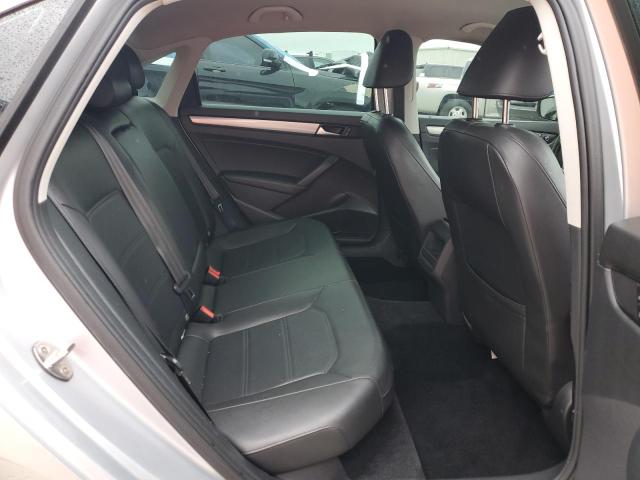 1VWAS7A34FC111333 - 2015 VOLKSWAGEN PASSAT S SILVER photo 10