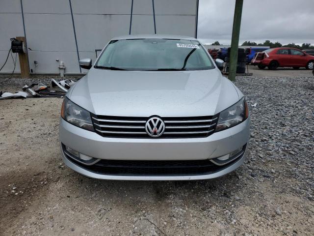 1VWAS7A34FC111333 - 2015 VOLKSWAGEN PASSAT S SILVER photo 5