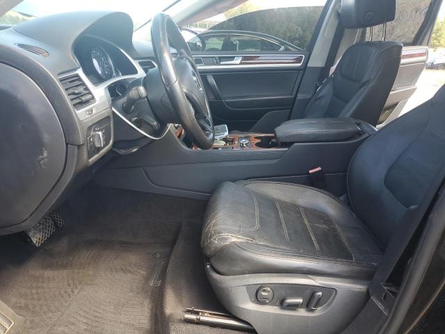 WVGEF9BP0CD011365 - 2012 VOLKSWAGEN TOUAREG V6 BLACK photo 7