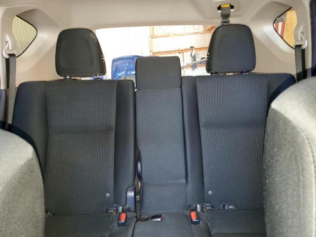 JTMBFREV7JD249132 - 2018 TOYOTA RAV4 LE SILVER photo 10