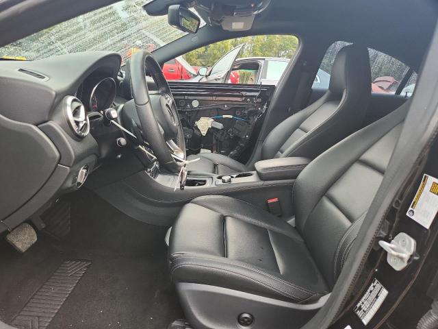 WDDSJ4EB5JN607075 - 2018 MERCEDES-BENZ CLA 250 შავი ფოტო 7