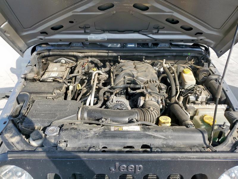 1C4BJWDG9GL130867 - 2016 JEEP WRANGLER UNLIMITED SPORT 灰色 照片 12