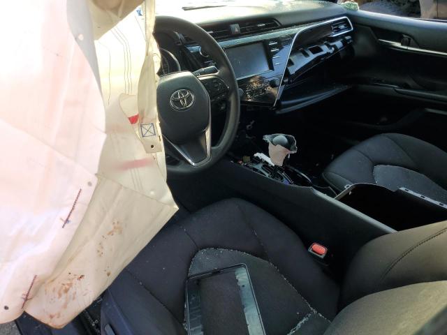 4T1B11HKXJU087784 - 2018 TOYOTA CAMRY L BLACK photo 8