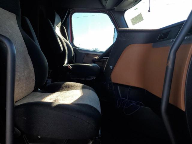 3AKJHHDR4LSLJ7297 - 2020 FREIGHTLINER CASCADIA 1 წითელი ფოტო 5