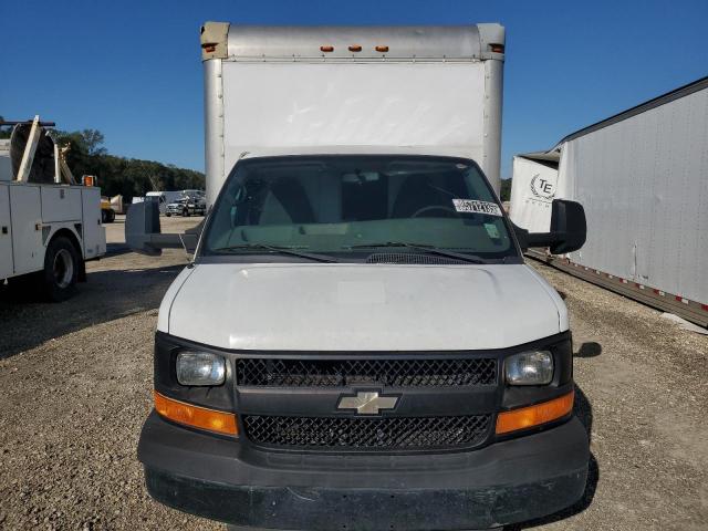 1GB3G3BGXE1175947 - 2014 CHEVROLET EXPRESS G3 WHITE photo 5