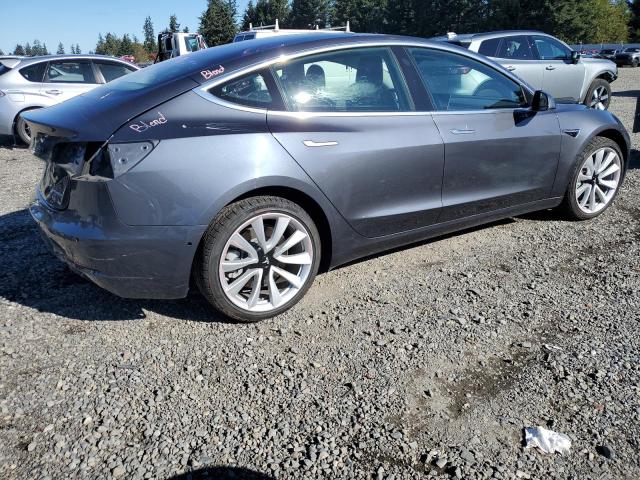 5YJ3E1EB2JF186951 - 2018 TESLA MODEL 3 石墨色 照片 3