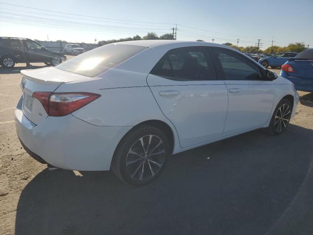 5YFBURHE8JP807584 - 2018 TOYOTA COROLLA L თეთრი ფოტო 3