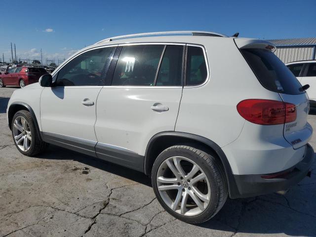 WVGAV7AX8GW577047 - 2016 VOLKSWAGEN TIGUAN S Білий фото 2
