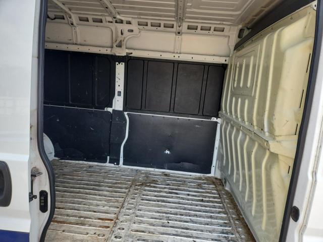 3C6TRVDG3JE148750 - 2018 RAM PROMASTER 2500 HIGH أبيض صورة 10