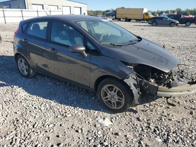 3FADP4EJ3KM158165 - 2019 FORD FIESTA SE Графитовый фото 4