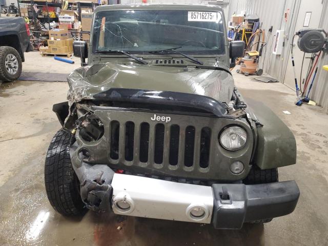 1C4BJWEG4FL547665 - 2015 JEEP WRANGLER U SAHARA GREEN photo 5