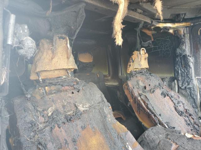 1J4BA5H10BL506715 - 2011 JEEP WRANGLER U SAHARA Argent photo 11