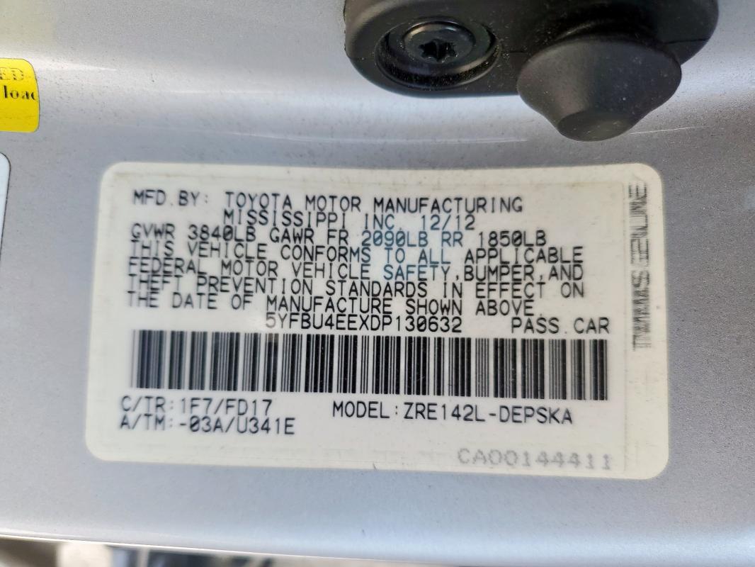 5YFBU4EEXDP130632 - 2013 TOYOTA COROLLA BASE Srebrny zdjęcie 12