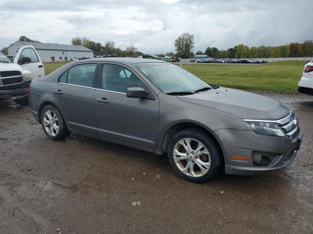 3FAHP0HA8CR185713 - 2012 FORD FUSION SE 灰色 照片 4