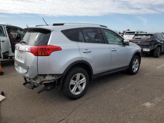 JTMRFREV2DD038066 - 2013 TOYOTA RAV4 XLE ვერცხლისფერი ფოტო 3