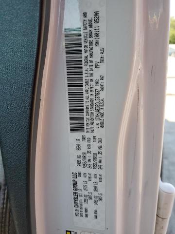 1C4HJWEG2DL537837 - 2013 JEEP WRANGLER U SAHARA Beyaz fotoğraf 12