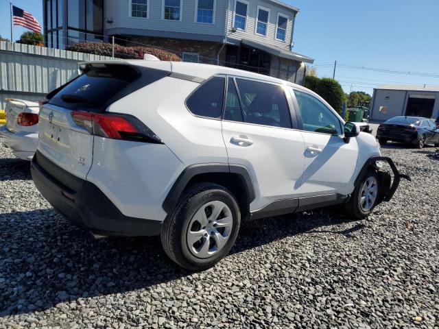 2T3G1RFV1NC315512 - 2022 TOYOTA RAV4 LE 白色 照片 3