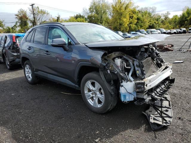 2T3P1RFV3MW154433 - 2021 TOYOTA RAV4 XLE 灰色 照片 4
