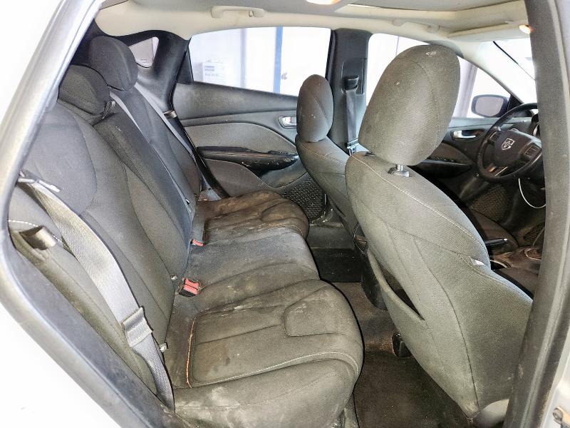 1C3CDFBA0DD336745 - 2013 DODGE DART SXT SILVER photo 10
