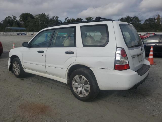 JF1SG63688H730961 - 2008 SUBARU FORESTER 2.5X أبيض صورة 2