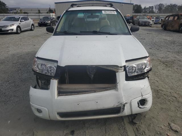 JF1SG63688H730961 - 2008 SUBARU FORESTER 2.5X أبيض صورة 5