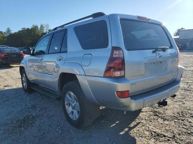 JTEBU14R858037569 - 2005 TOYOTA 4RUNNER SR5 银色 照片 2